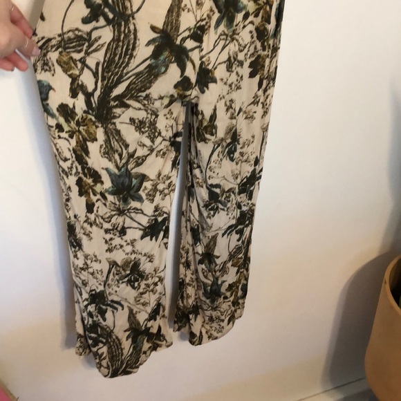 Free People floral halter jumpsuit - Picture 5 of 7